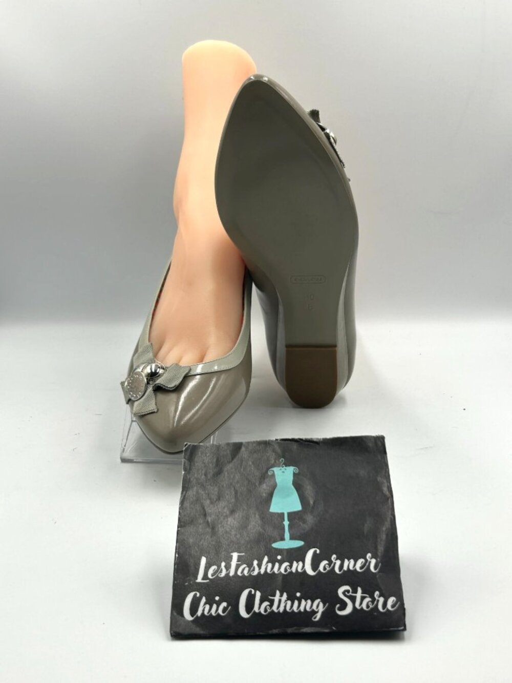 NWOB Coach Women's Gray Patent Leather Trina Button Bow Ballets Flats Sz 10 3368 - Picture 3 of 16